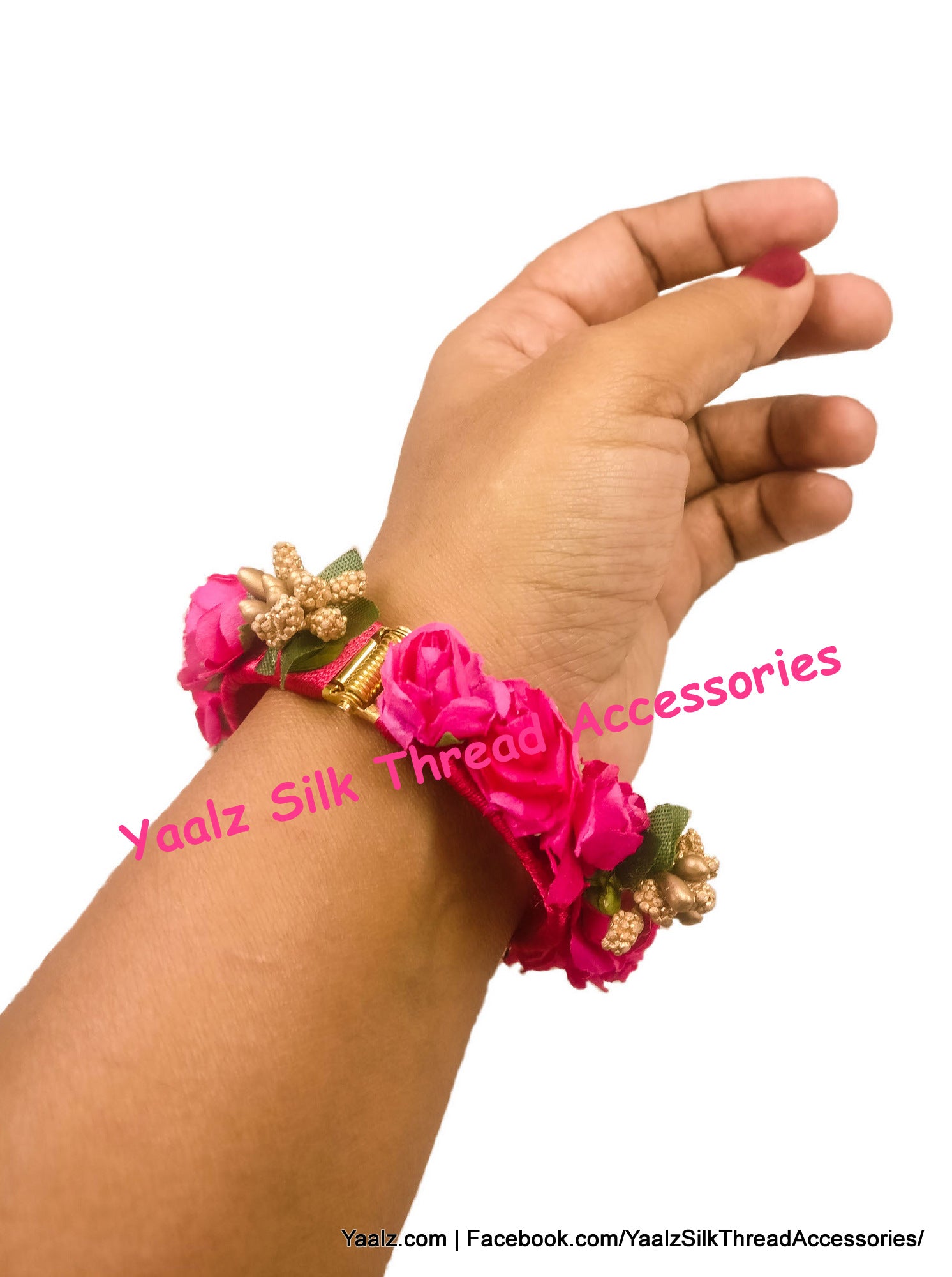 Multicolor Female Rose Flower Bracelet, Party at Rs 65 in Greater Noida |  ID: 24606575433